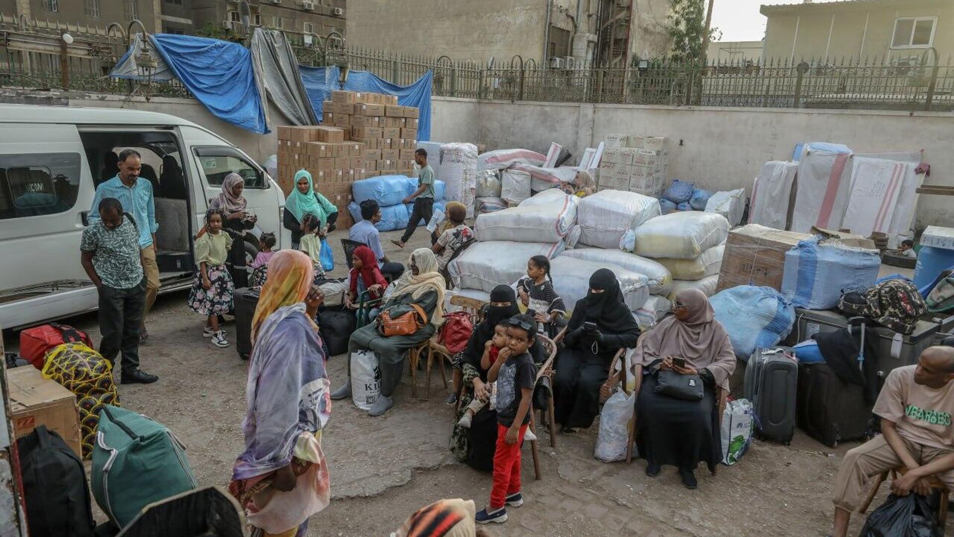 Sudan's Hunger Catastrophe: 25 Million Starving — Crisis World Can't Ignore, WHO Warns Sudan's Hunger Catastrophe: 25 Million Starving — Crisis World Can't Ignore, WHO Warns - Sputnik Africa, 1920, 27.05.2025