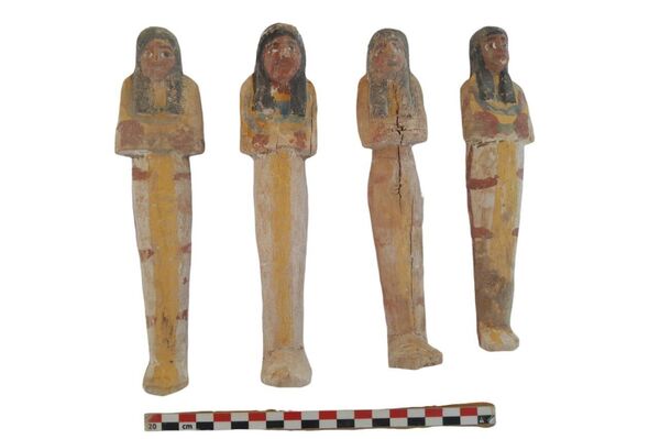 Ancient Secrets Rise: Egyptian Archaeologists Unearth Three Tombs of New Kingdom in Luxor - Sputnik Africa
