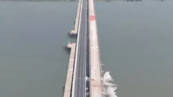 Un pont de 1,15 km a été démoli par une explosion contrôlée en Chine - Sputnik Afrique