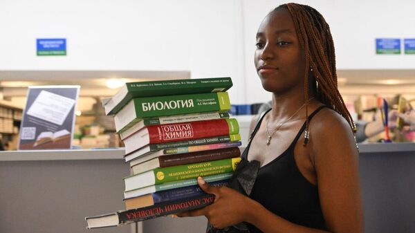 African Demand for Russian Scholarships Triples in One Year, Head of Humanitarian Agency Says - Sputnik Africa