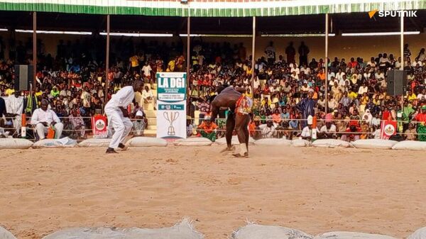 Traditional Wrestling Tournament Excites Niamey - Sputnik Africa