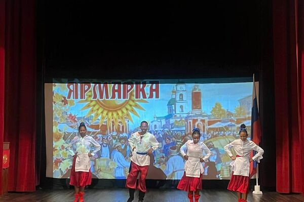 Russian Language Day Celebrated in Madagascar with Culture & Unity Russian Language Day Celebrated in Madagascar with Culture & Unity - Sputnik Africa