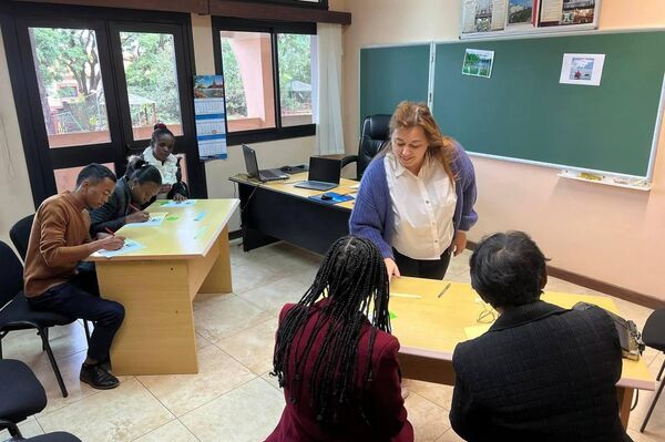Russian Language Day Celebrated in Madagascar with Culture & Unity Russian Language Day Celebrated in Madagascar with Culture & Unity - Sputnik Africa