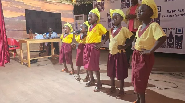 La Journée des enfants a été célébrée dans une école orthodoxe russe en Centrafrique - Sputnik Afrique