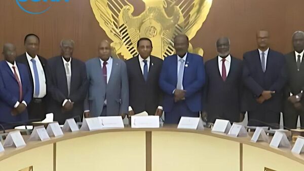 Le Premier ministre soudanais annonce la dissolution du gouvernement - Sputnik Afrique