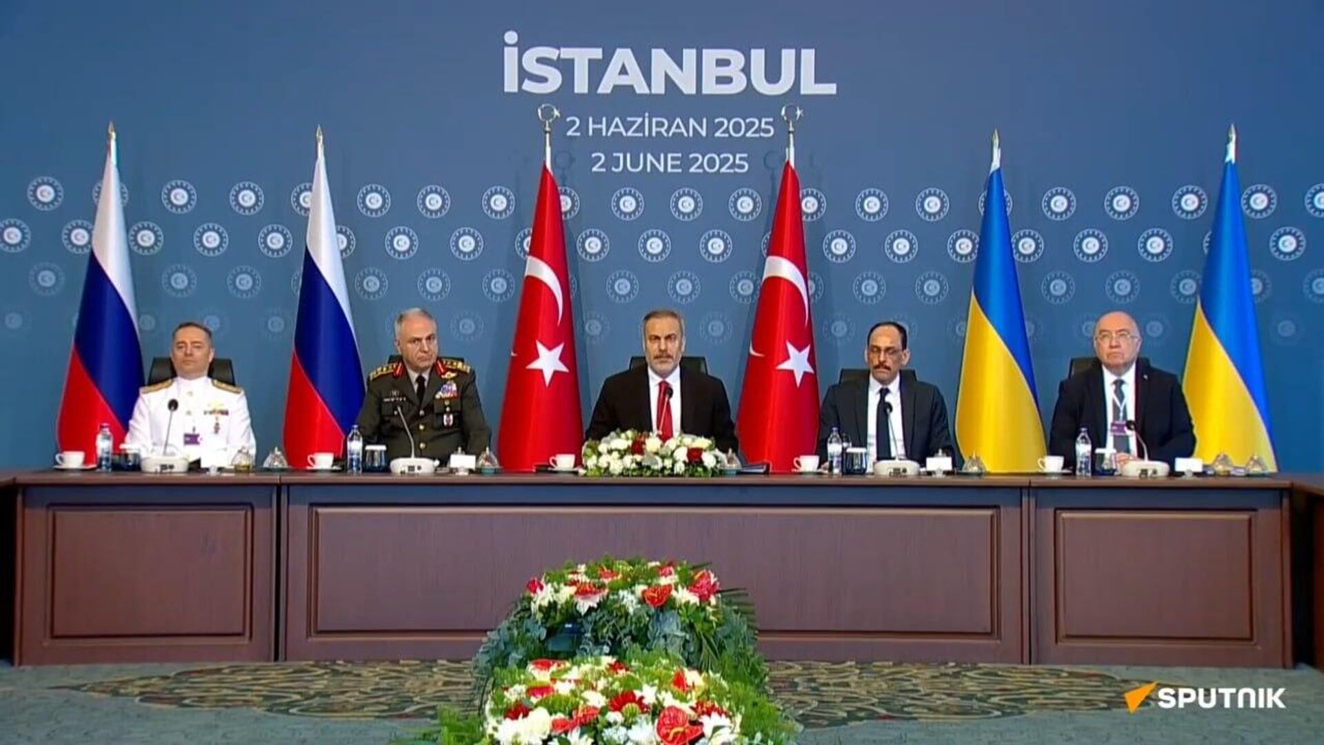 La Russie montre que les problèmes humains constituent pour elle une priorité fondamentale: un politologue iranien sur les négociations à Istanbul La Russie montre que les problèmes humains constituent pour elle une priorité fondamentale: un politologue iranien sur les négociations à Istanbul - Sputnik Afrique, 1920, 02.06.2025
