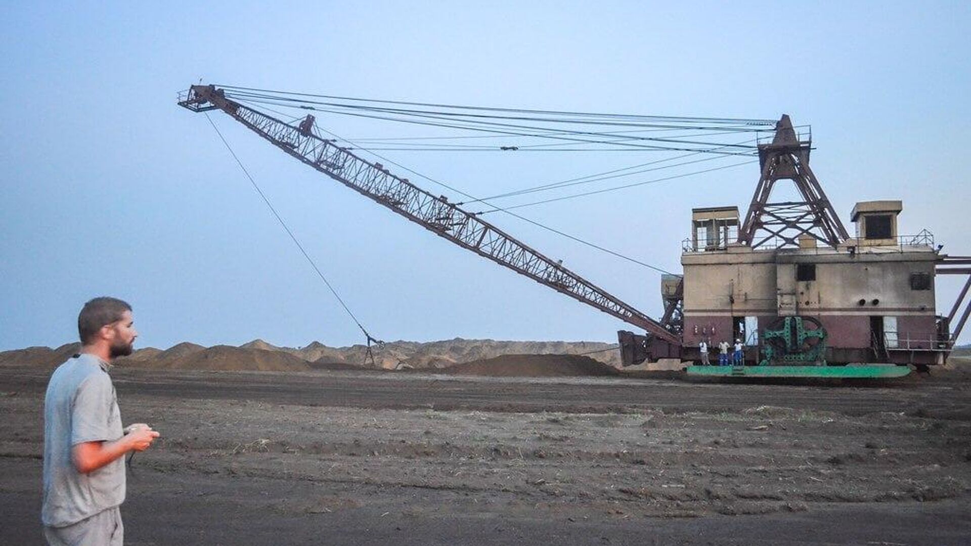 Gabon's Ore Manganese Export Ban Hits French Miner Eramet Gabon's Ore Manganese Export Ban Hits French Miner Eramet - Sputnik Africa, 1920, 03.06.2025