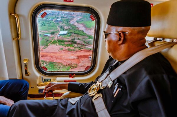 Nigerian Gov't Donates $1 - Sputnik Africa