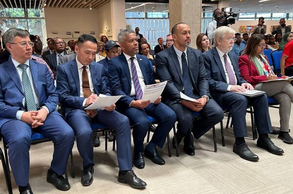 La Journée de la langue russe célébrée à Addis-Abeba La Journée de la langue russe célébrée à Addis-Abeba - Sputnik Afrique