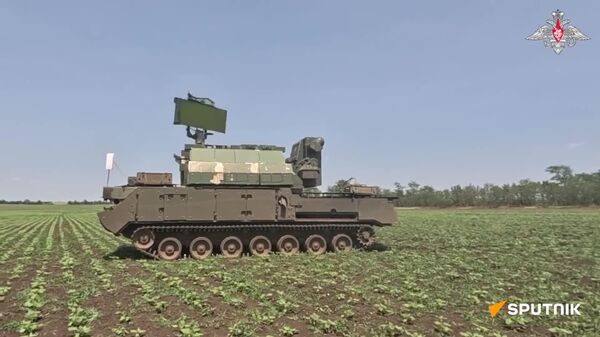 Un système russe de missiles anti-aériens Tor détruit des drones de combat ennemis - Sputnik Afrique