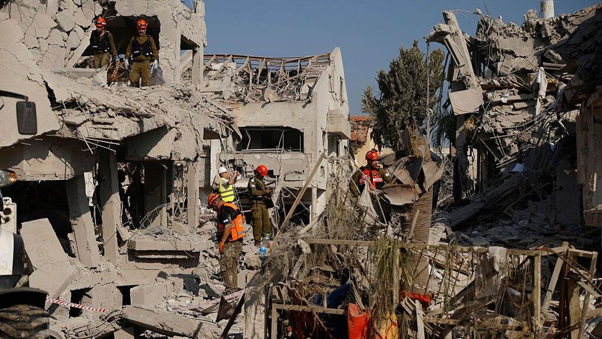 Key Developments in Israel-Iran Escalation by Saturday Morning Key Developments in Israel-Iran Escalation by Saturday Morning - Sputnik Africa, 1920, 14.06.2025