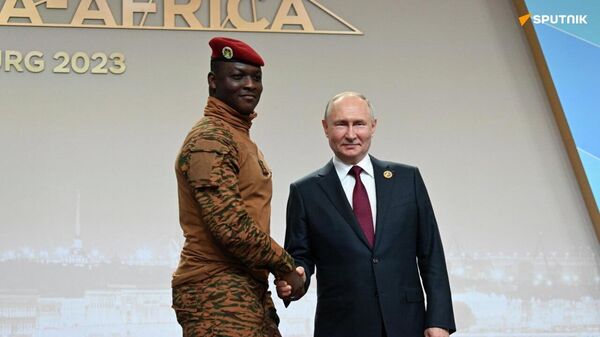 Nucléaire civil: le Burkina Faso devrait signer un accord avec la Russie dans quelques jours à Saint-Pétersbourg - Sputnik Afrique