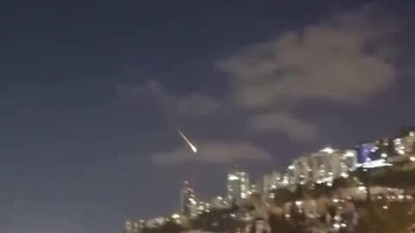 WATCH: The moment an Iranian missile hits Haifa - Sputnik Africa