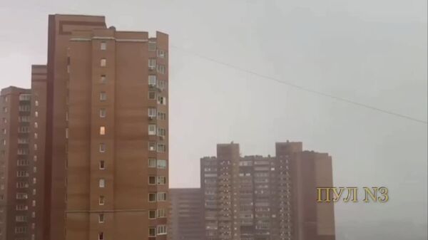 #viral | Powerful Lightning Strikes Building in Krasnoyarsk, Russia - Sputnik Africa
