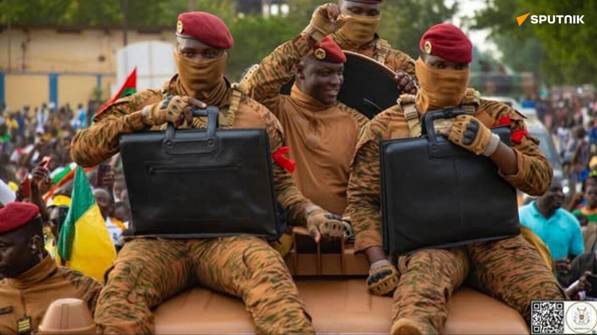 Traore Committed to Human Training & Local Processing as Keys to Sustainable Development Traore Committed to Human Training & Local Processing as Keys to Sustainable Development - Sputnik Africa, 1920, 16.06.2025