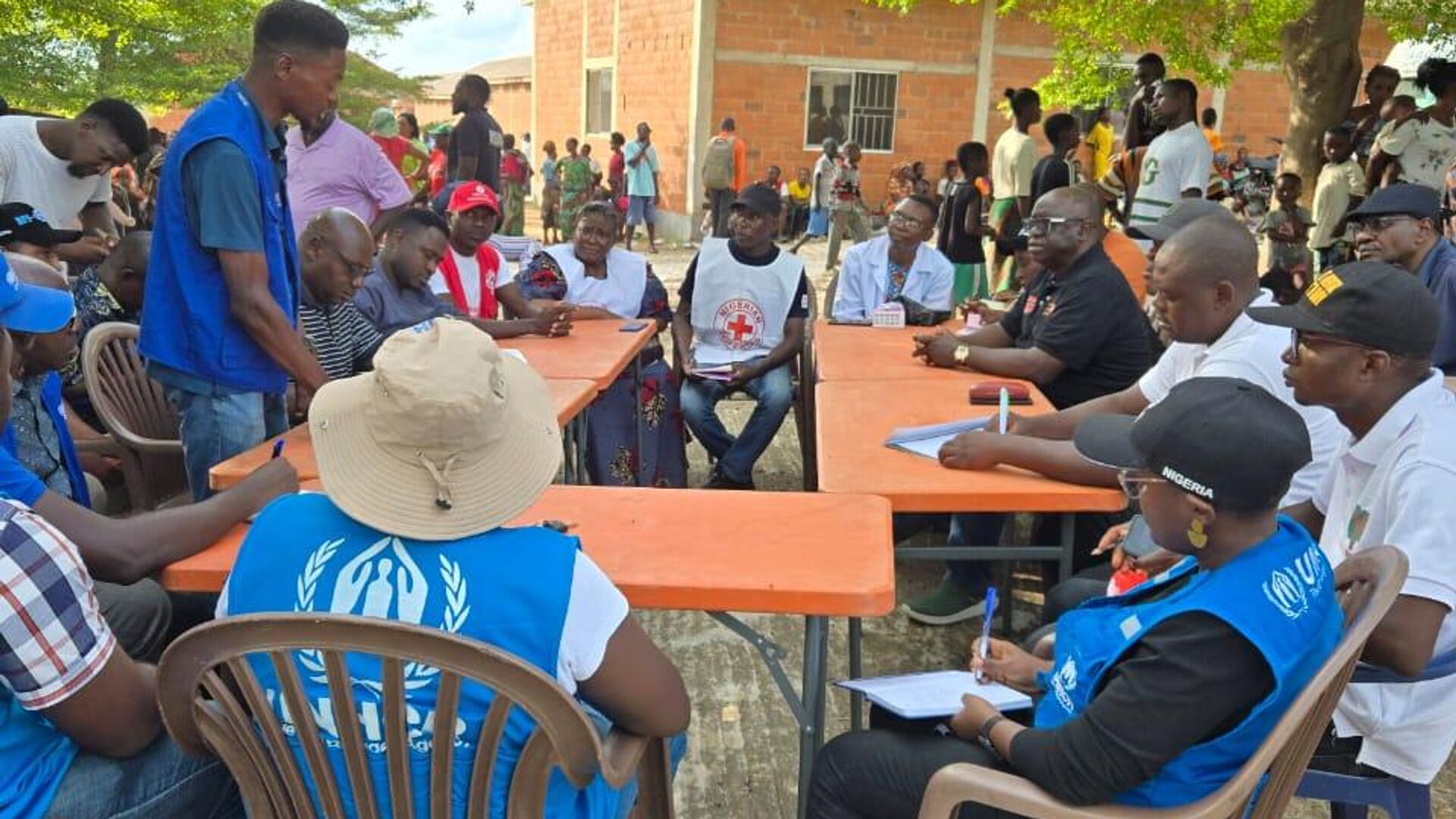 Over 6,500 Flee Homes Amid Deadly Violence in Nigeria – Emergency Authority Over 6,500 Flee Homes Amid Deadly Violence in Nigeria – Emergency Authority - Sputnik Africa, 1920, 16.06.2025