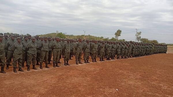 Burkinabe Volunteers Trained to Defend Their Homeland & Contribute to Food Self-Sufficiency - Sputnik Africa