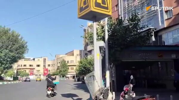 Streets of Iran Unusually Empty Amid Shelling on Tuesday, Many Shops Closed, Reports Sputnik Correspondent from Tehran - Sputnik Africa