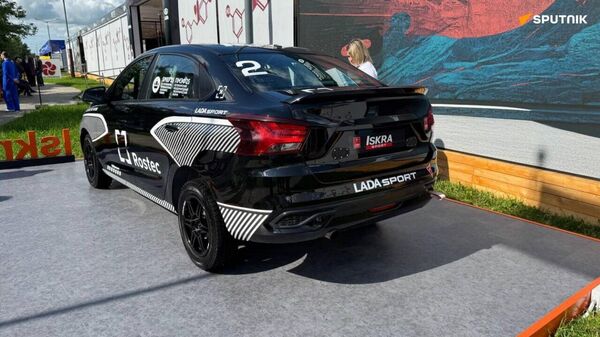 AvtoVAZ, Russia's Automotive Titan, Unveiles Its Lada Iskra Racing Variant at #SPIEF2025 - Sputnik Africa