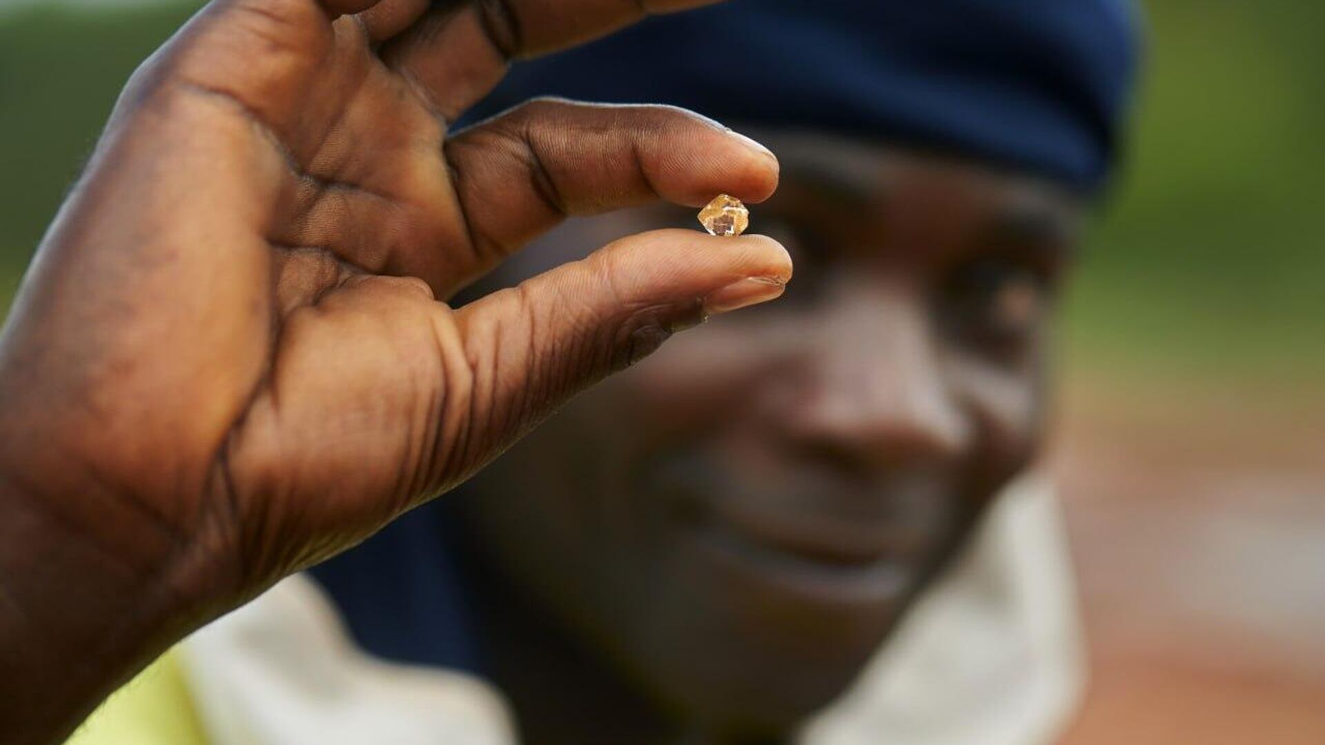 Russian Diamond Mining Group & African Counties Develop Common Responsible Diamond Mining Standard Russian Diamond Mining Group & African Counties Develop Common Responsible Diamond Mining Standard - Sputnik Africa, 1920, 18.06.2025