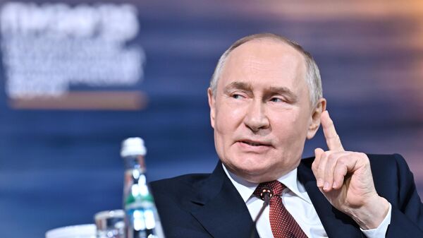 Les Russes et les Ukrainiens étant un seul peuple, 