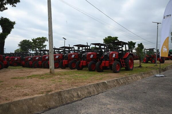 Food Sovereignty: Nigeria's Tinubu Commissions Large Batch of Agricultural Equipment Food Sovereignty: Nigeria's Tinubu Commissions Large Batch of Agricultural Equipment - Sputnik Africa