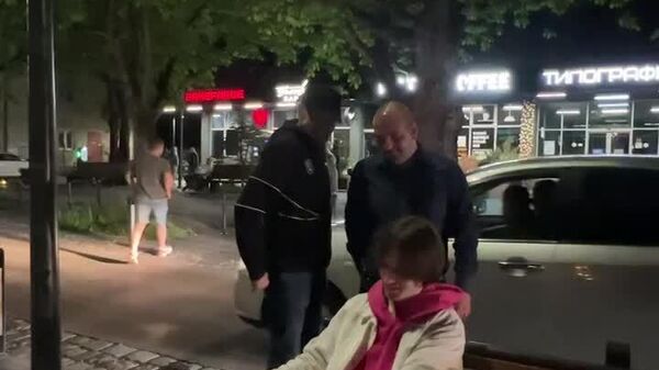 #viral | Russian Street Musician’s Performance Wins Hearts - Sputnik Africa