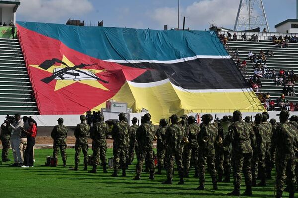 Mozambique at 50: President Chapo Calls for Renewal and Integrity Mozambique at 50: President Chapo Calls for Renewal and Integrity - Sputnik Africa
