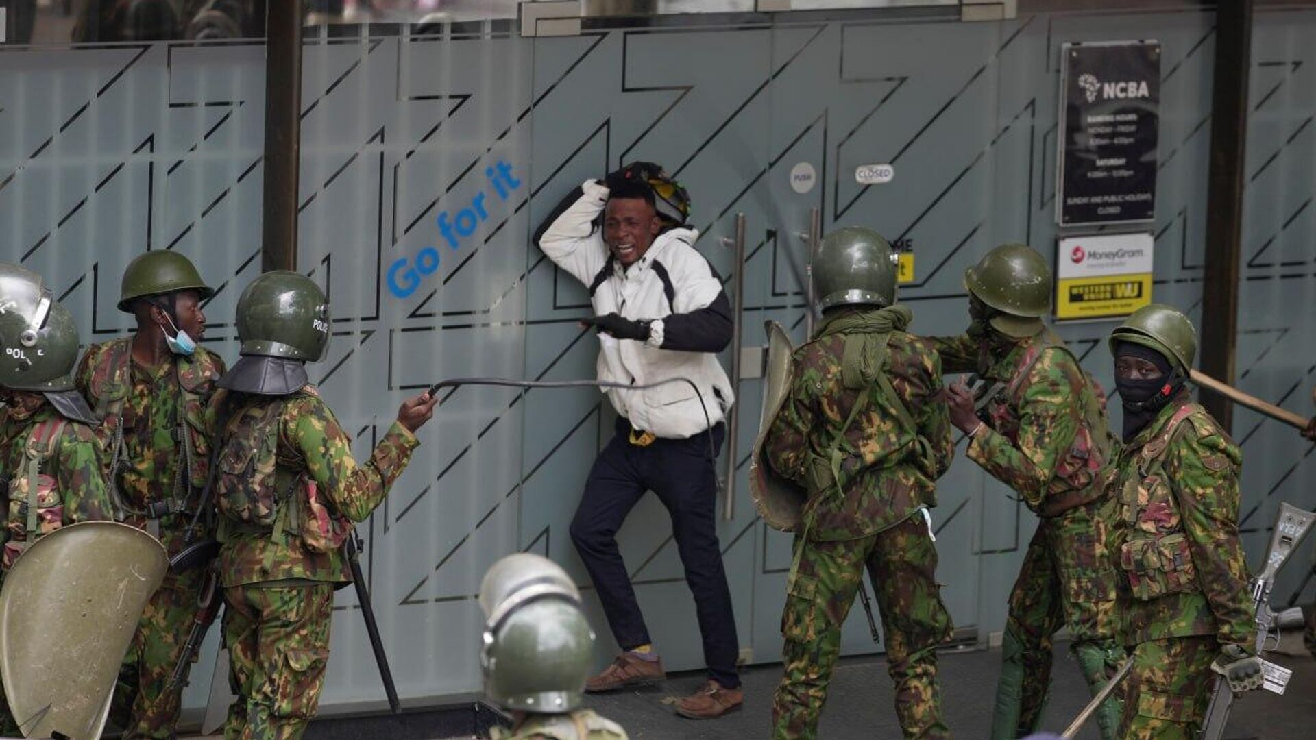 8 Dead, 400 Injured in Kenya Anniversary Protests: Coalition of Rights Groups 8 Dead, 400 Injured in Kenya Anniversary Protests: Coalition of Rights Groups - Sputnik Africa, 1920, 25.06.2025