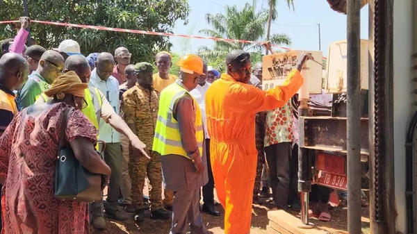 100 forages en chantier à Bangui pour lutter contre la pénurie d'eau - Sputnik Afrique