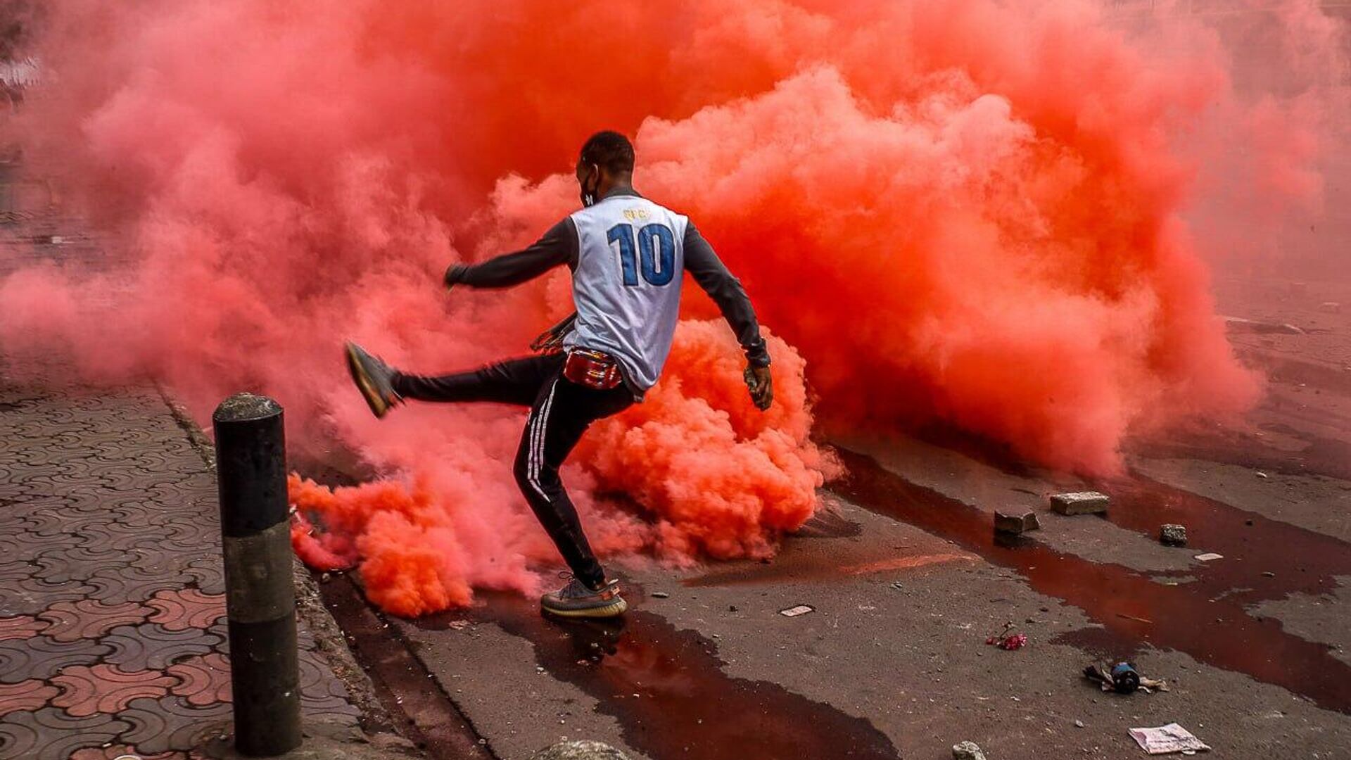 Over 10 People Killed in Wednesday Violent Anti-Government Protests Across Kenya: Minister Over 10 People Killed in Wednesday Violent Anti-Government Protests Across Kenya: Minister - Sputnik Africa, 1920, 26.06.2025