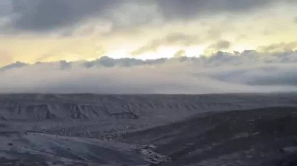 Le désert d'Atacama au Chili, réputé le plus aride au monde, a été recouvert de neige - Sputnik Afrique