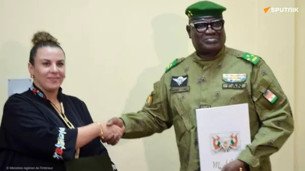 Le Niger entre dans l’ère numérique: carte d’identité électronique et passeport biométrique en vue - Sputnik Afrique