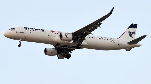 Iran Opens Airspace for International Transit Flights, Roads Ministry Announces - Sputnik Africa
