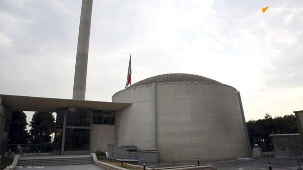 L'attaque contre des installations nucléaires iraniennes est un crime de guerre, dit un ancien diplomate iranien - Sputnik Afrique