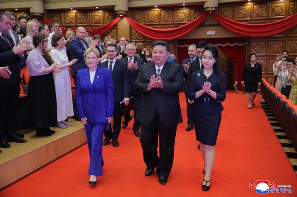 Kim Jong-un meets Russian Culture Minister in Pyongyang - reports Kim Jong-un meets Russian Culture Minister in Pyongyang - reports - Sputnik Africa