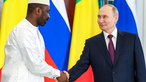 Putin is President With Whom Mali Can Work 'Sincerely & Honestly,' Assimi Goita Says - Sputnik Africa