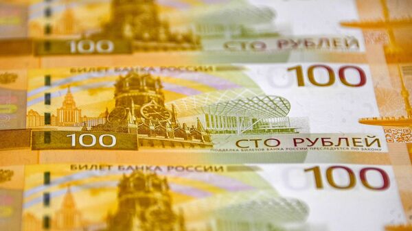 Sheets of new 100-ruble banknotes during production at the JSC Goznak factory in Moscow. - Sputnik Africa