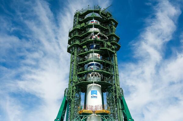 #viral | Ready, Steady… Russia’s Soyuz Rocket Set to Begin Its Journey to Stars! #viral | Ready, Steady… Russia’s Soyuz Rocket Set to Begin Its Journey to Stars! - Sputnik Africa