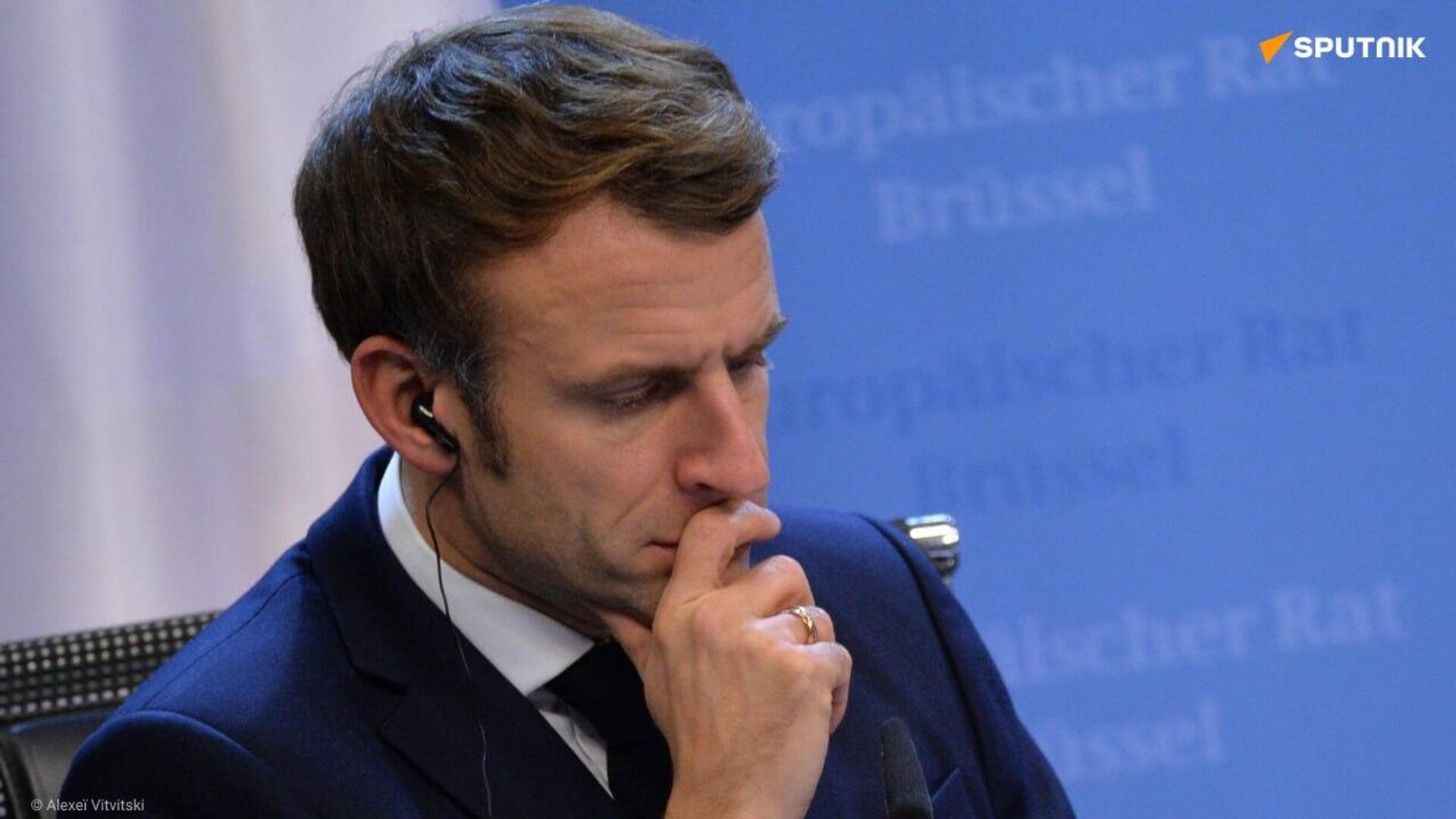 Macron is 'Obsessed With Russia' While Ignoring France's Three Trillion Euro Debt, Expert Says Macron is 'Obsessed With Russia' While Ignoring France's Three Trillion Euro Debt, Expert Says - Sputnik Africa, 1920, 01.07.2025