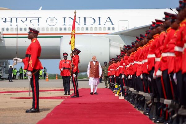 PM Modi Arrives in Ghana to Strengthen India-Africa Ties PM Modi Arrives in Ghana to Strengthen India-Africa Ties - Sputnik Africa