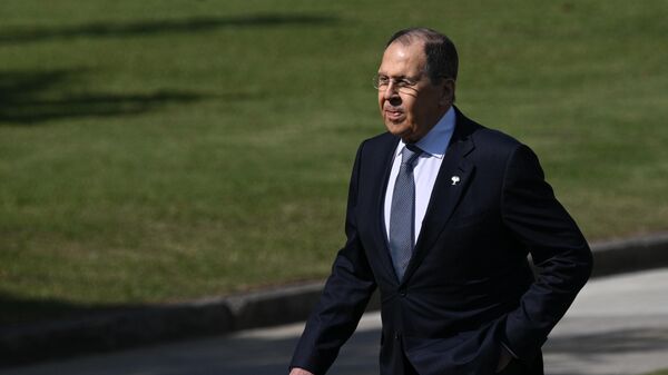 Lavrov condamne les frappes américaines et israéliennes sur l'Iran à son entrevue avec Araghtchi