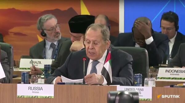 ▶ Sergueï Lavrov prend la parole au sommet des BRICS à Rio de Janeiro - Sputnik Afrique
