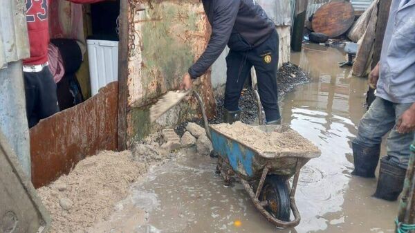 Heavy Flooding Displaces Nearly 4,000 in Cape Town, South Africa, Reports Say - Sputnik Africa