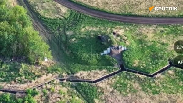 Footage of fierce fighting for Dachnoye, a village in the Dnepropetrovsk region that was declared free earlier today - Sputnik Africa