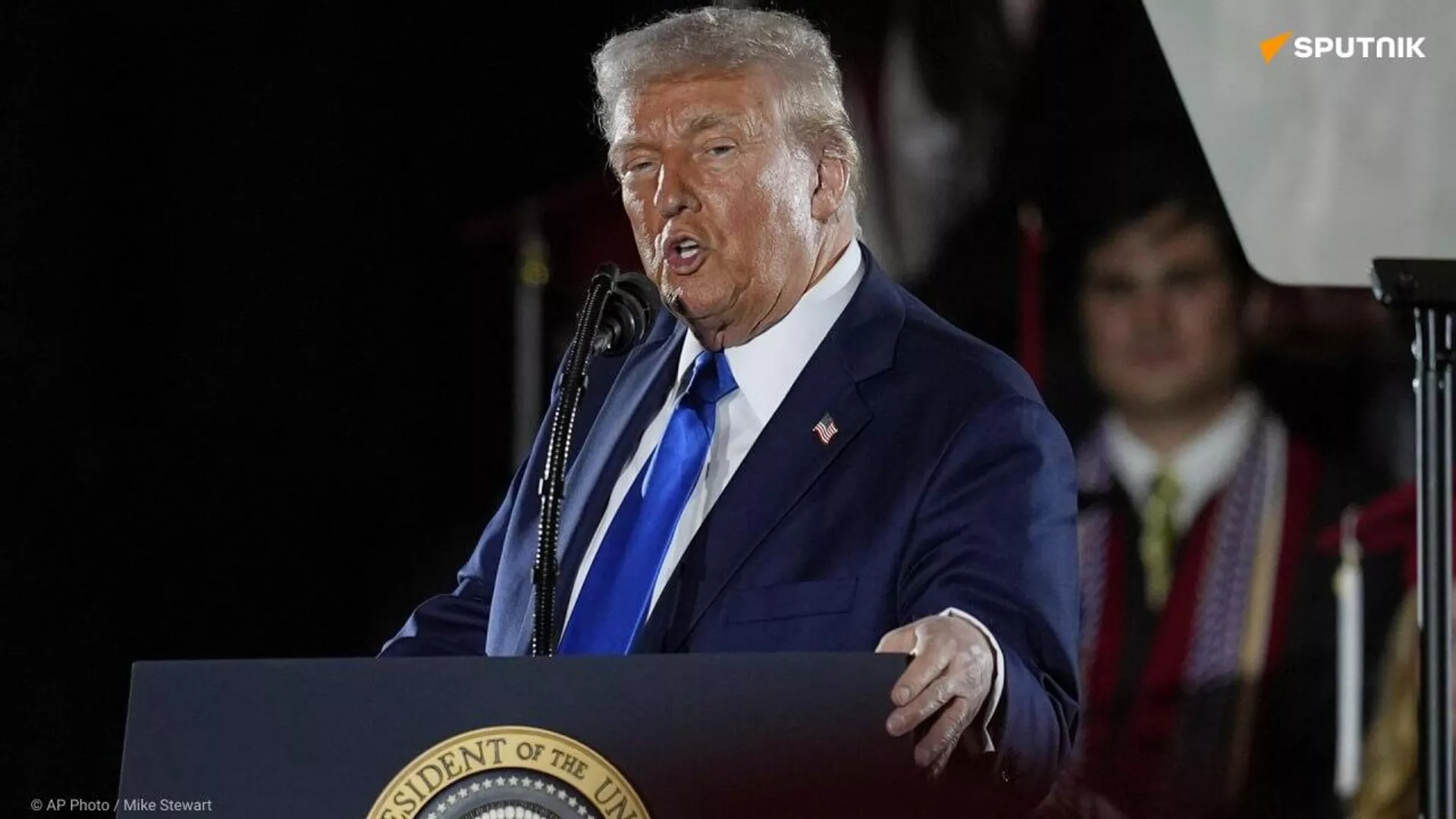 Dédollarisation, pétrole: pourquoi Trump craint les BRICS