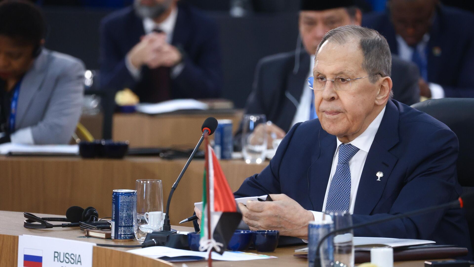 Russian Foreign Minister Sergey Lavrov at the 17th BRICS summit chaired by Brazil in Rio de Janeiro. - Sputnik Africa, 1920, 07.07.2025