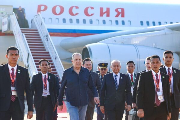 Russian Foreign Minister arrives in Malaysia for ASEAN Ministerial meetings Russian Foreign Minister arrives in Malaysia for ASEAN Ministerial meetings - Sputnik Africa