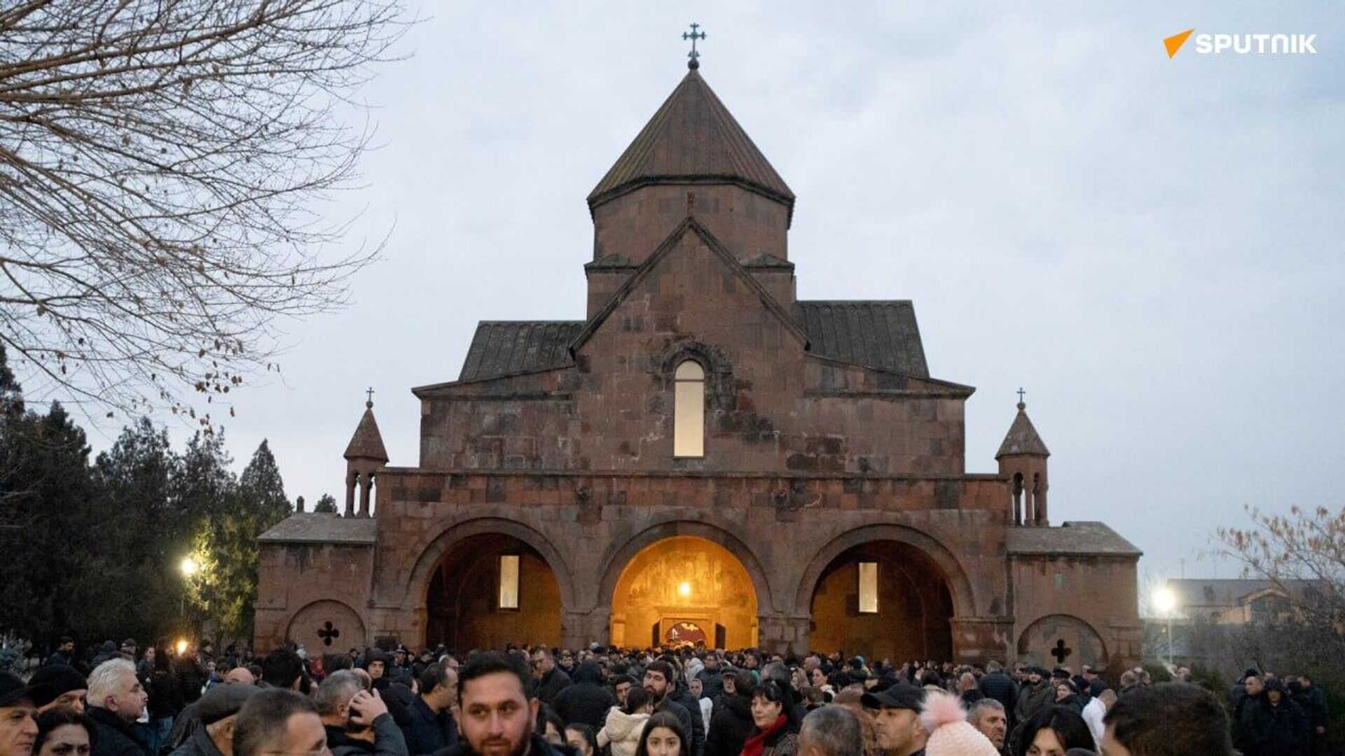 Attacks Against Armenian Apostolic Church Are Result of 'Global War Between Russia & West' Attacks Against Armenian Apostolic Church Are Result of 'Global War Between Russia & West' - Sputnik Africa, 1920, 10.07.2025