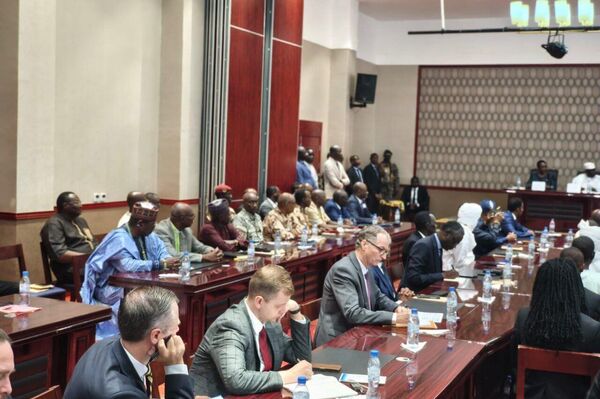 CAR President Meets Rebel Leaders in Historic Peace Move CAR President Meets Rebel Leaders in Historic Peace Move - Sputnik Africa